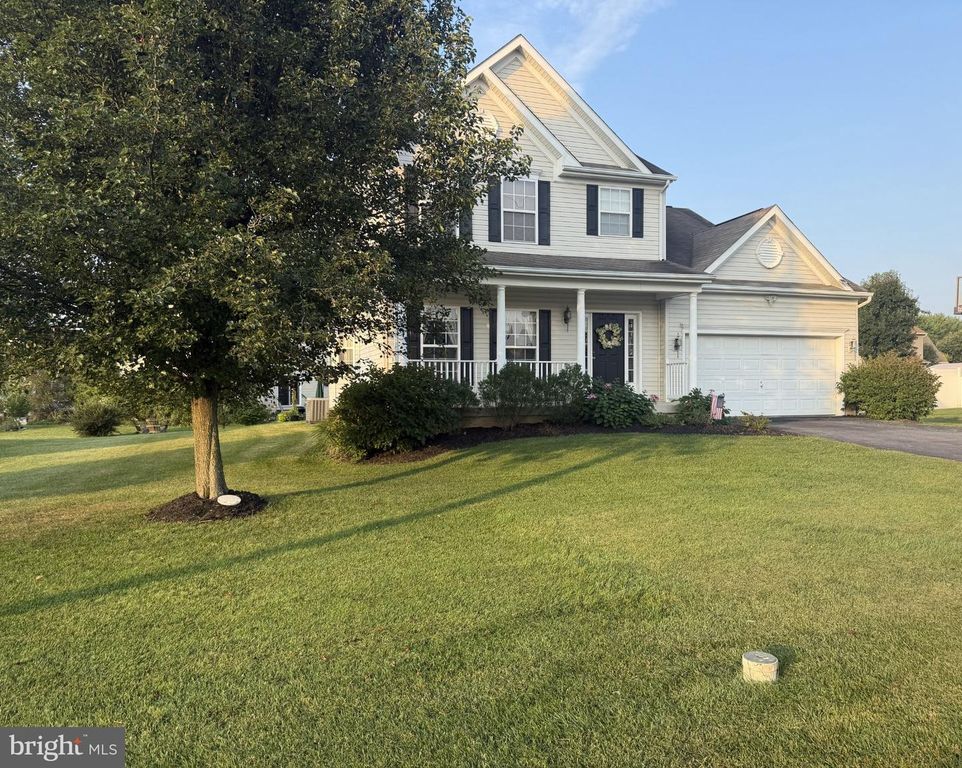 128 FARM HOUSE LN, York, PA 17408