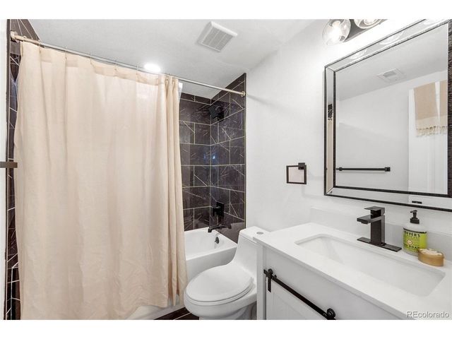 3210 Parfet St, Wheat Ridge, CO 80033