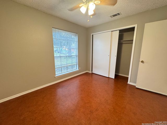 3819 Pipers Meadow, San Antonio, TX 78251