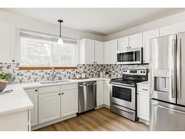 5528 S Valdai St, Aurora, CO 80015