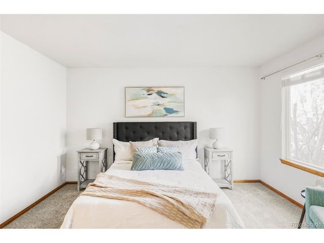 5528 S Valdai St, Aurora, CO 80015