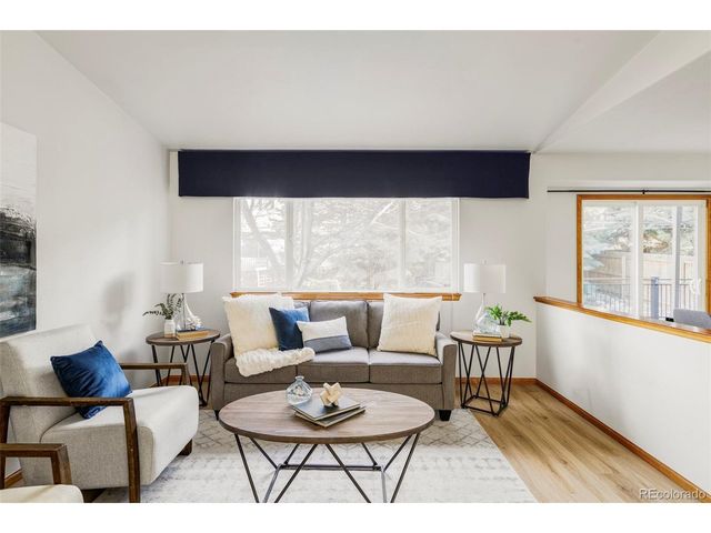 5528 S Valdai St, Aurora, CO 80015