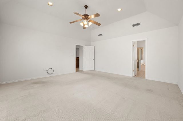 913 Shady Vale Drive, Kennedale, TX 76060