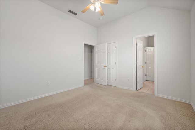 913 Shady Vale Drive, Kennedale, TX 76060