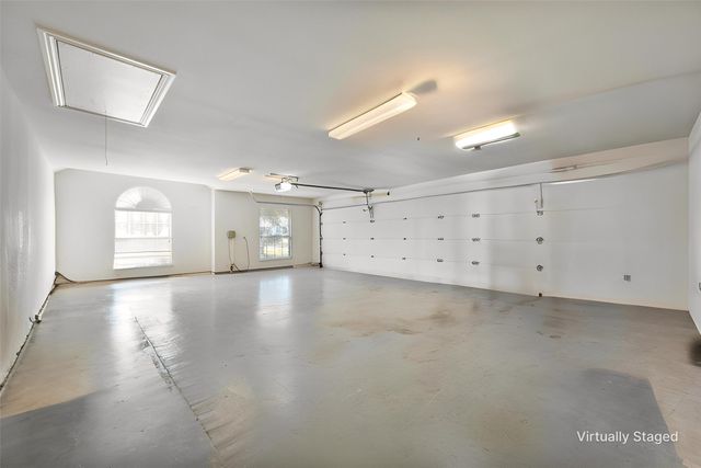 913 Shady Vale Drive, Kennedale, TX 76060