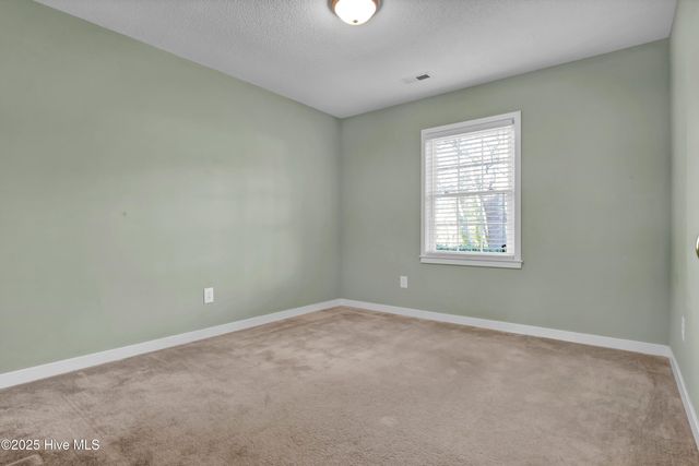 710 Darwin Drive, Wilmington, NC 28405