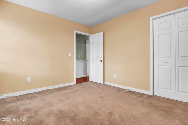 710 Darwin Drive, Wilmington, NC 28405