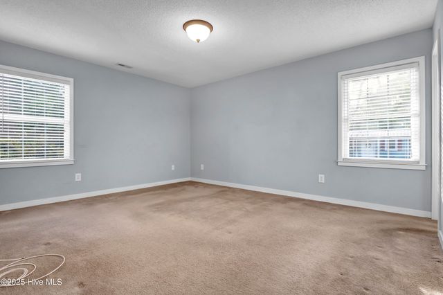 710 Darwin Drive, Wilmington, NC 28405