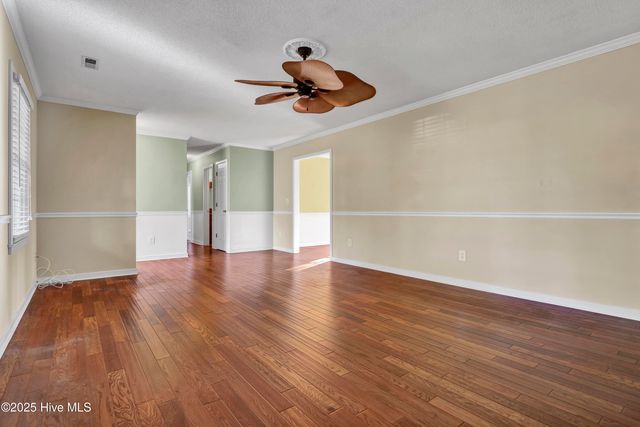 710 Darwin Drive, Wilmington, NC 28405