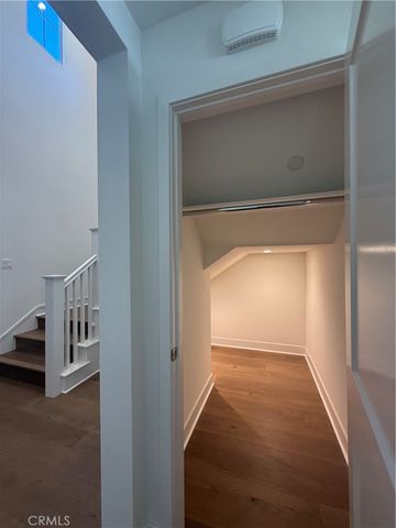 228 Maricopa, Irvine, CA 92618