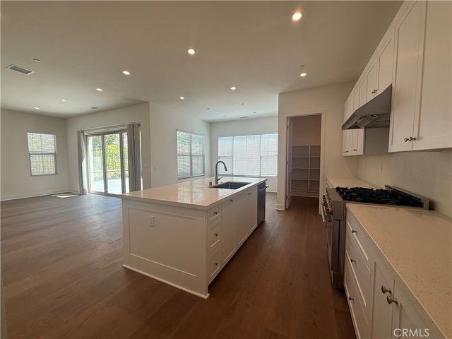 228 Maricopa, Irvine, CA 92618