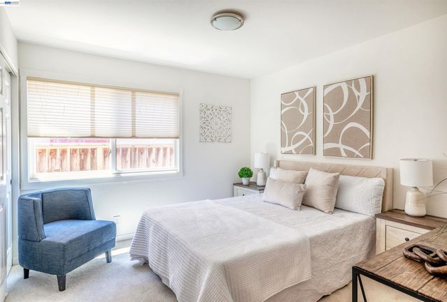 5812 Alderbrook Ct, Castro Valley, CA 94552