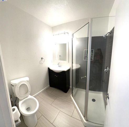 10580 Creekside, Oakland, CA 94603