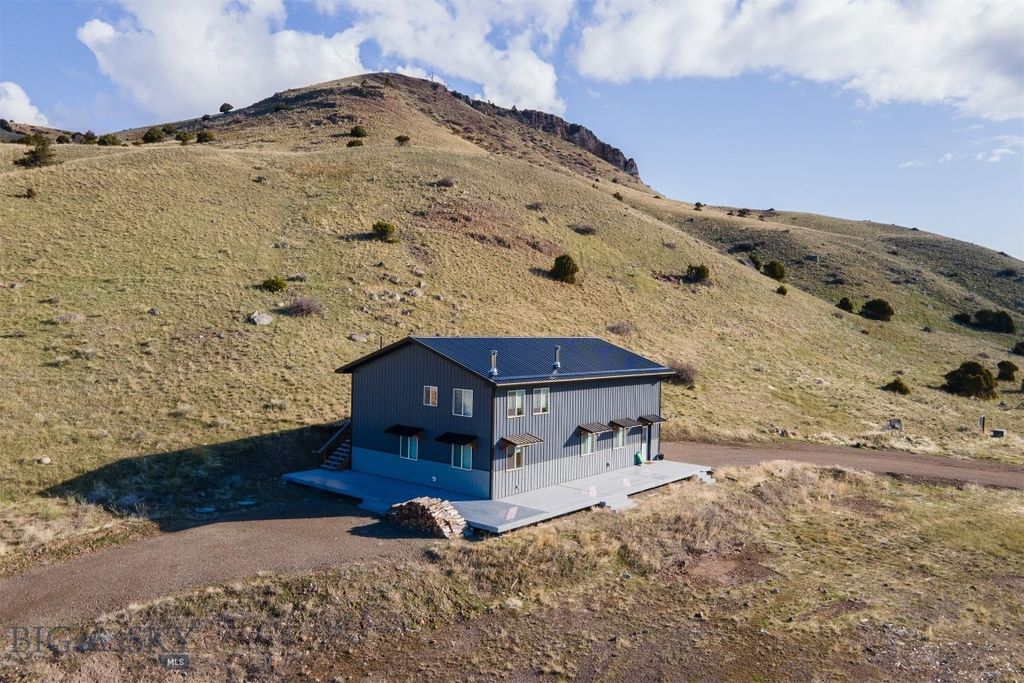 52 Arcturus Drive, Emigrant, MT 59027