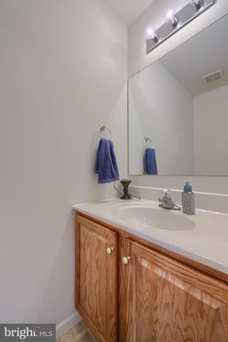 165 PEBBLE BEACH DR, Mount Wolf, PA 17347