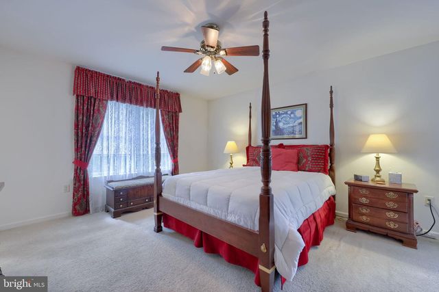 165 PEBBLE BEACH DR, Mount Wolf, PA 17347