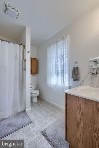 165 PEBBLE BEACH DR, Mount Wolf, PA 17347