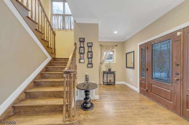 37 Jackson St, Nutley Twp., NJ 07110