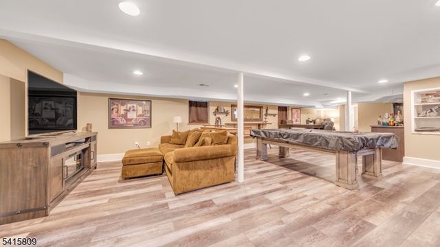 37 Jackson St, Nutley Twp., NJ 07110