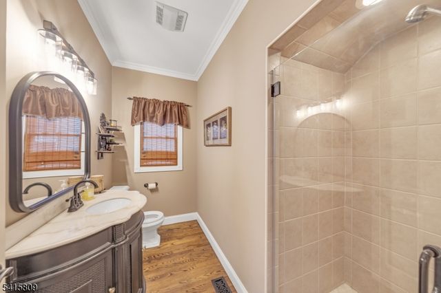 37 Jackson St, Nutley Twp., NJ 07110