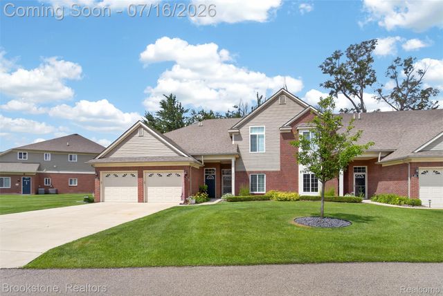 3773 Eagle Creek Drive, Shelby Charter Township, MI 48317