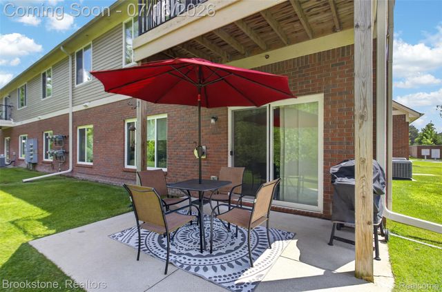 3773 Eagle Creek Drive, Shelby Charter Township, MI 48317