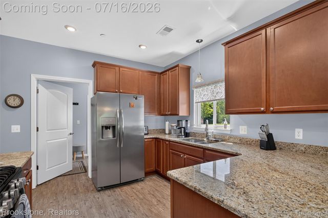 3773 Eagle Creek Drive, Shelby Charter Township, MI 48317