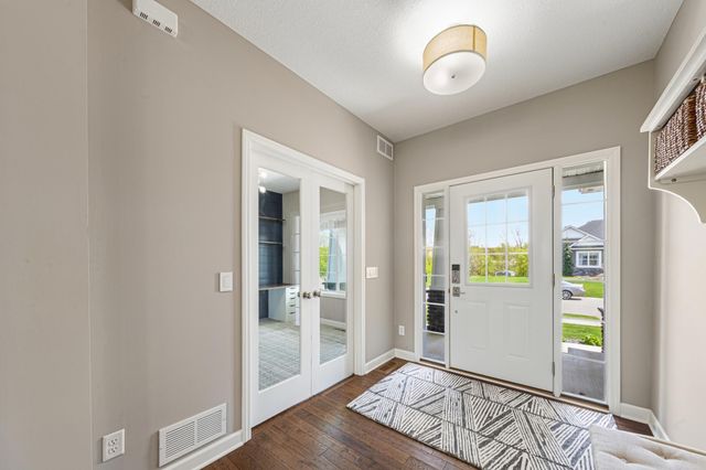 18129 Icon Court, Lakeville, MN 55044