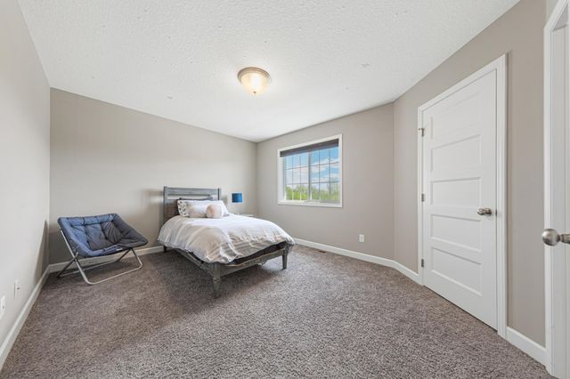 18129 Icon Court, Lakeville, MN 55044