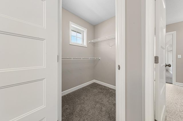 18129 Icon Court, Lakeville, MN 55044
