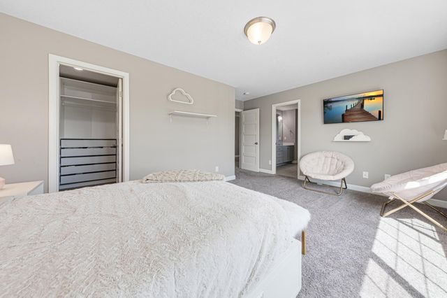 18129 Icon Court, Lakeville, MN 55044