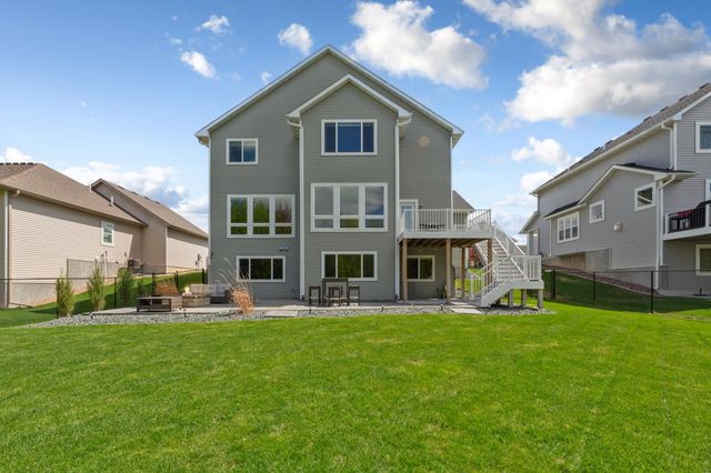 18129 Icon Court, Lakeville, MN 55044