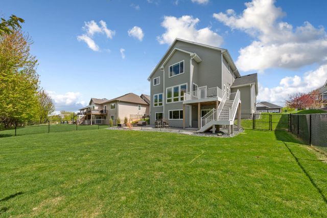 18129 Icon Court, Lakeville, MN 55044