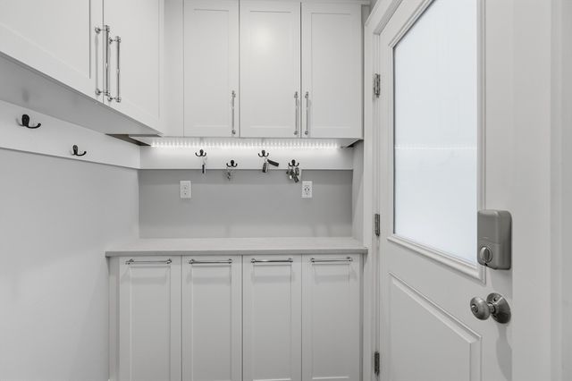 66 Damon Rd, Medford, MA 02155