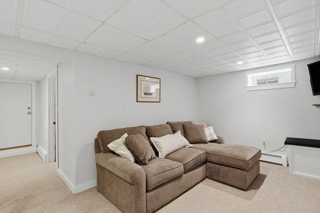 66 Damon Rd, Medford, MA 02155