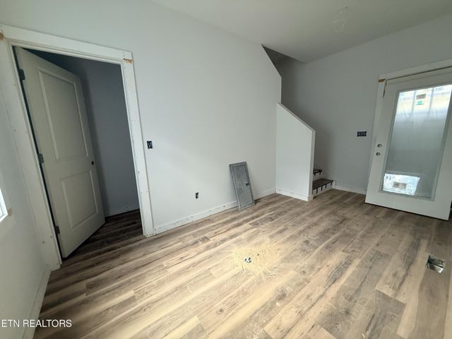 985 Soft Ridge Rd, Celina, TN 38551