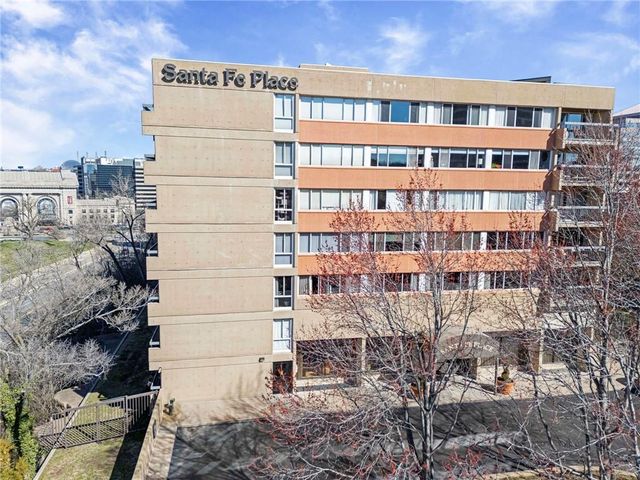 2525 Main Street 210, Kansas City, MO 64108