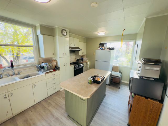 4722 N REGAL St, Spokane, WA 99217