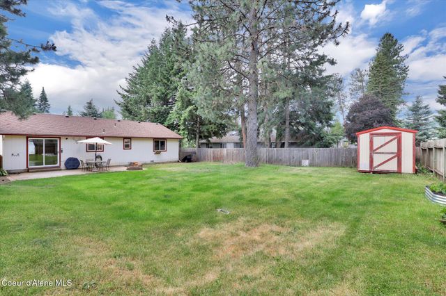 7575 W Crenshaw St, Rathdrum, ID 83858
