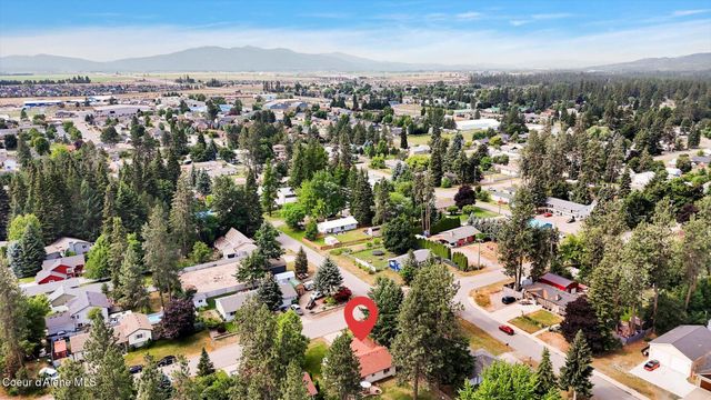 7575 W Crenshaw St, Rathdrum, ID 83858