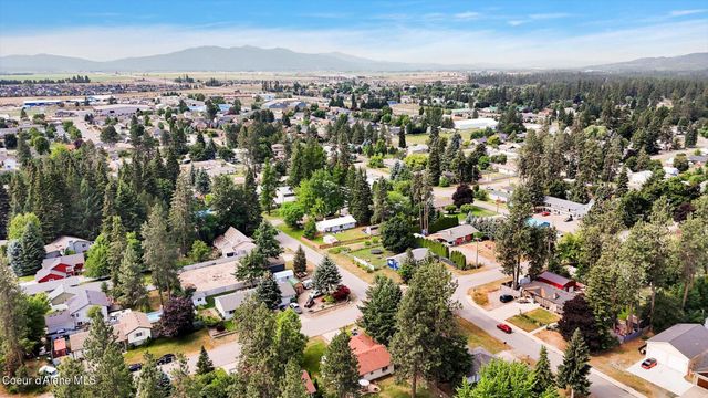 7575 W Crenshaw St, Rathdrum, ID 83858
