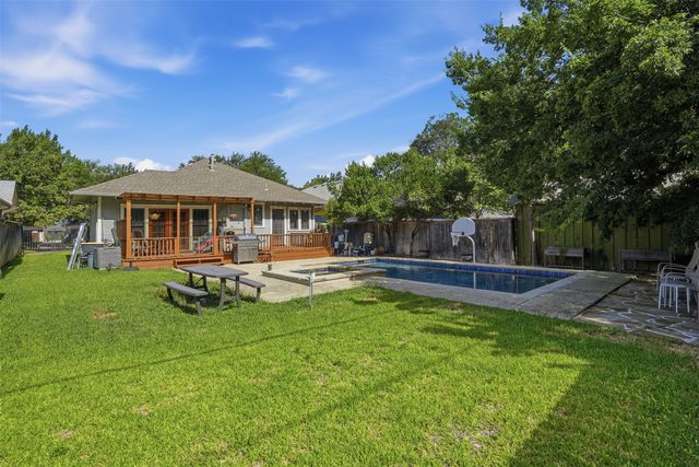 2243 Fairmount Avenue, Fort Worth, TX 76110