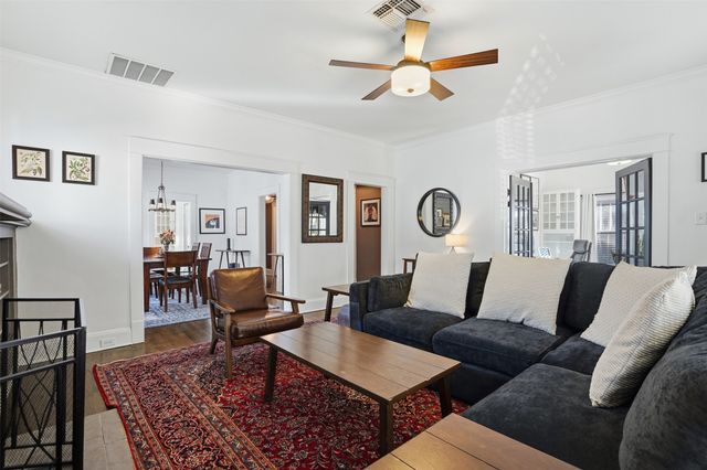 2243 Fairmount Avenue, Fort Worth, TX 76110