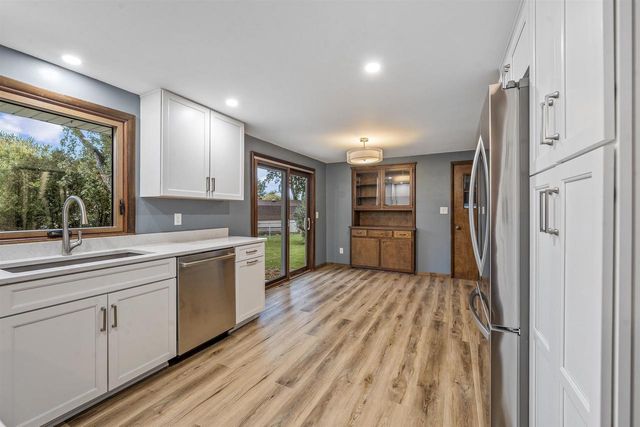 1509 APACHE AVENUE, Green Bay, WI 54313