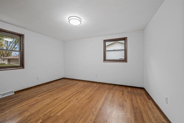 1509 APACHE AVENUE, Green Bay, WI 54313