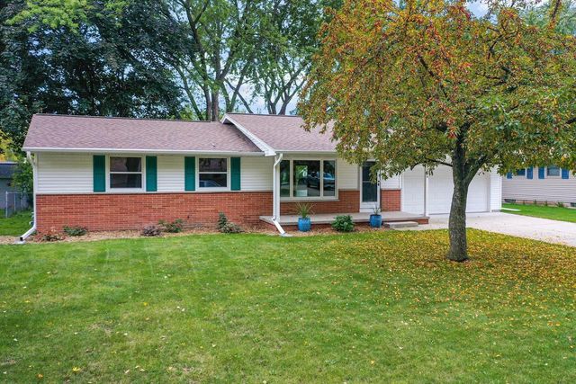 1509 APACHE AVENUE, Green Bay, WI 54313
