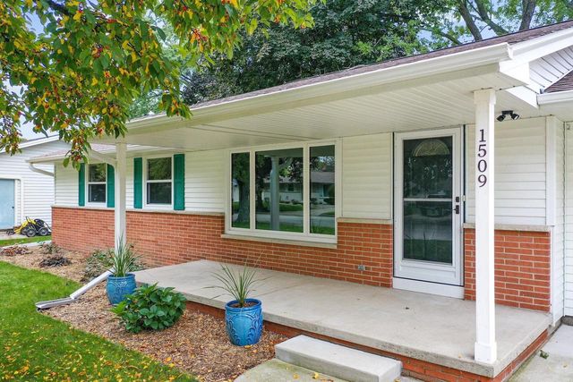 1509 APACHE AVENUE, Green Bay, WI 54313