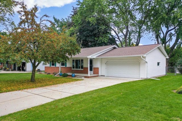 1509 APACHE AVENUE, Green Bay, WI 54313