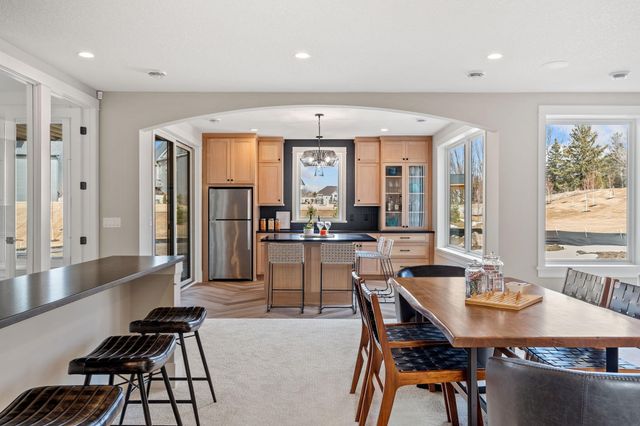 16404 47th Place N, Plymouth, MN 55446