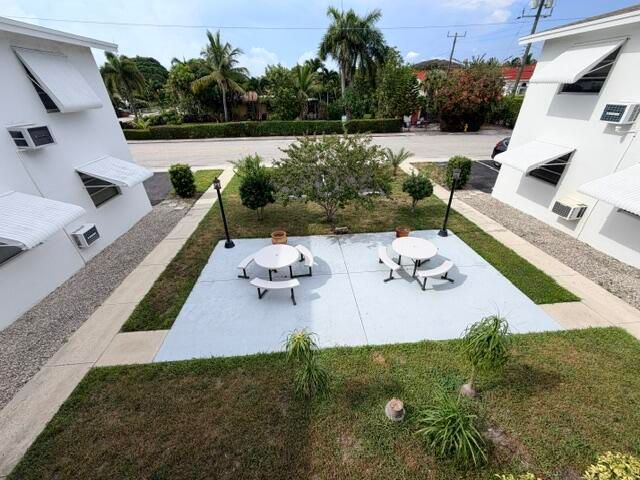 315 7th Avenue S 6B, Lake Worth Beach, FL 33460